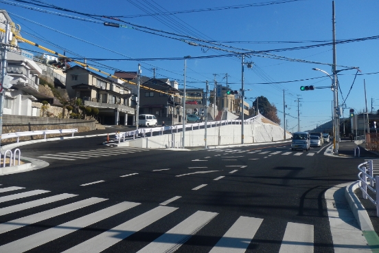 神戸三田線（大池地区）街路築造工事その5ほか2件